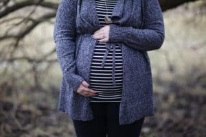 Pregnant foreign caretaker in Israel